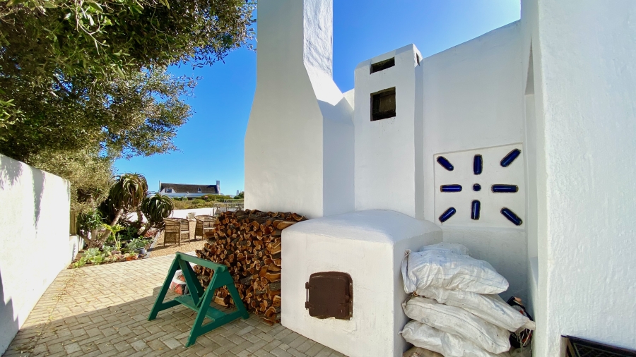 4 Bedroom Property for Sale in Jacobsbaai Western Cape